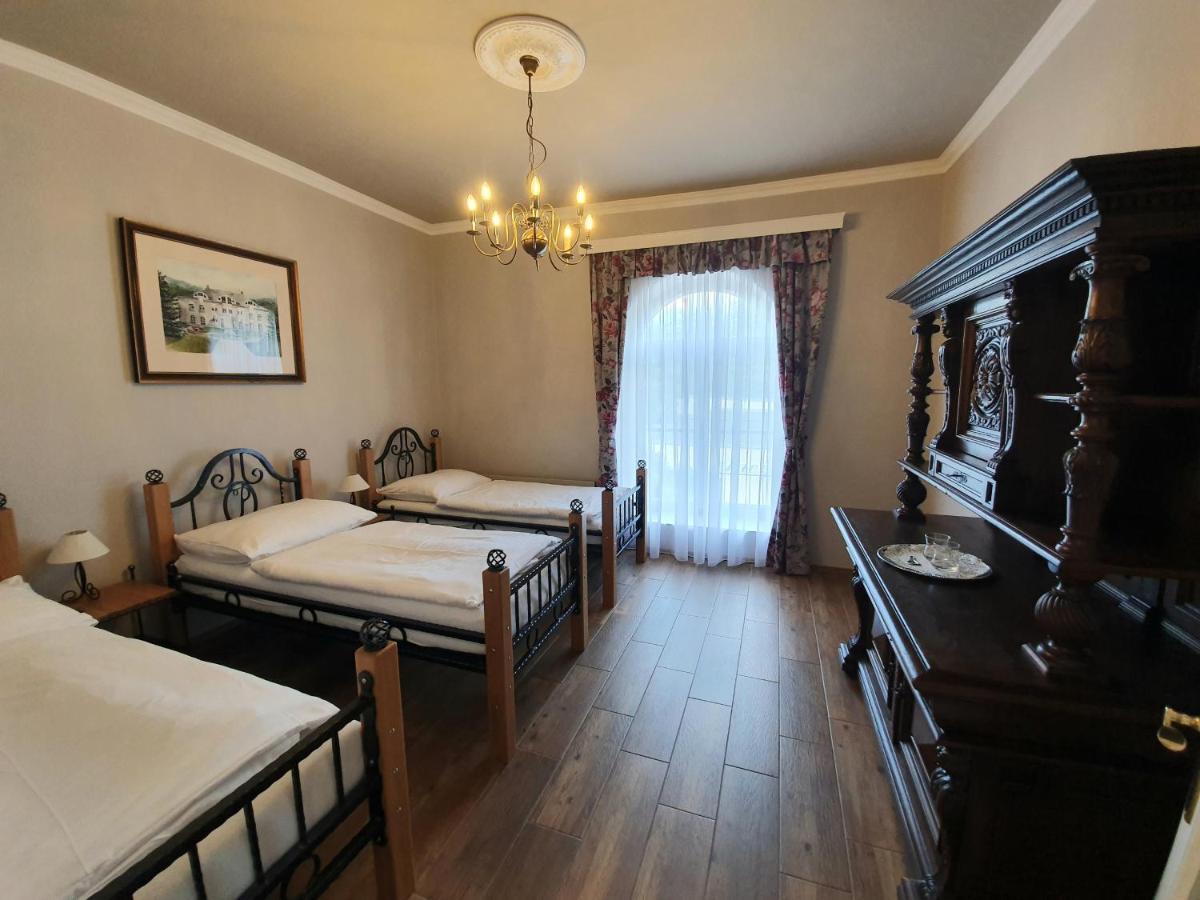 Lesni Hotel Perslak Nová Bystřice Екстериор снимка