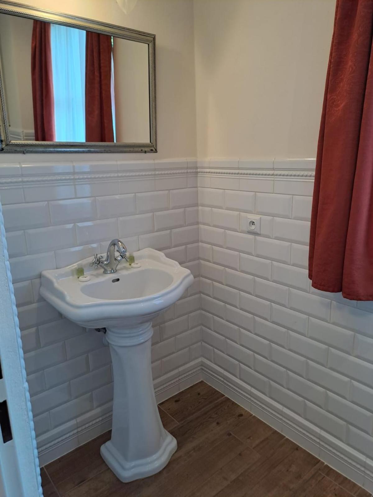 Lesni Hotel Perslak Nová Bystřice Екстериор снимка